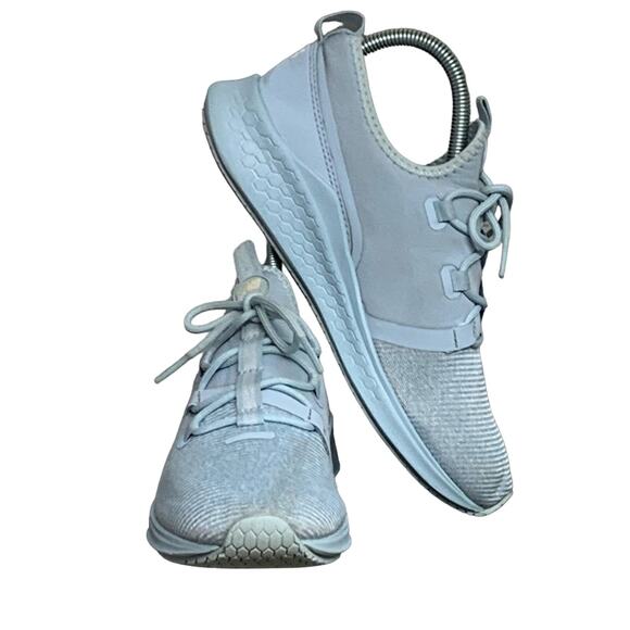 GIRLS NEW BALANCE FRESH FOAM LAZR SPORT POWDER BLUE RUNNING SHOES SIZE 4 NICE - Picture 2 of 6